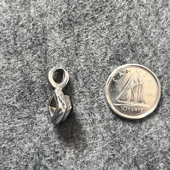 Black onyx and silver pendant - Picture 3 of 3